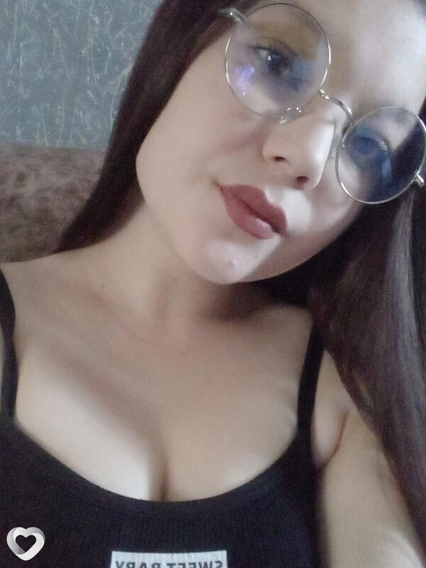 Анна, 18, Чите — анкета №4287502