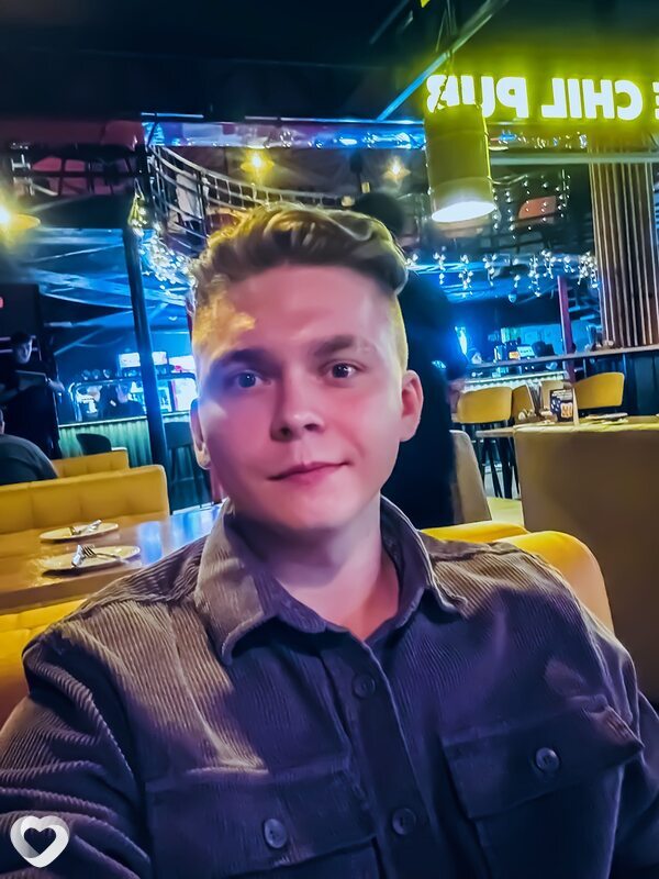Артём, 24, Усть-Каменогорск — анкета №4288304