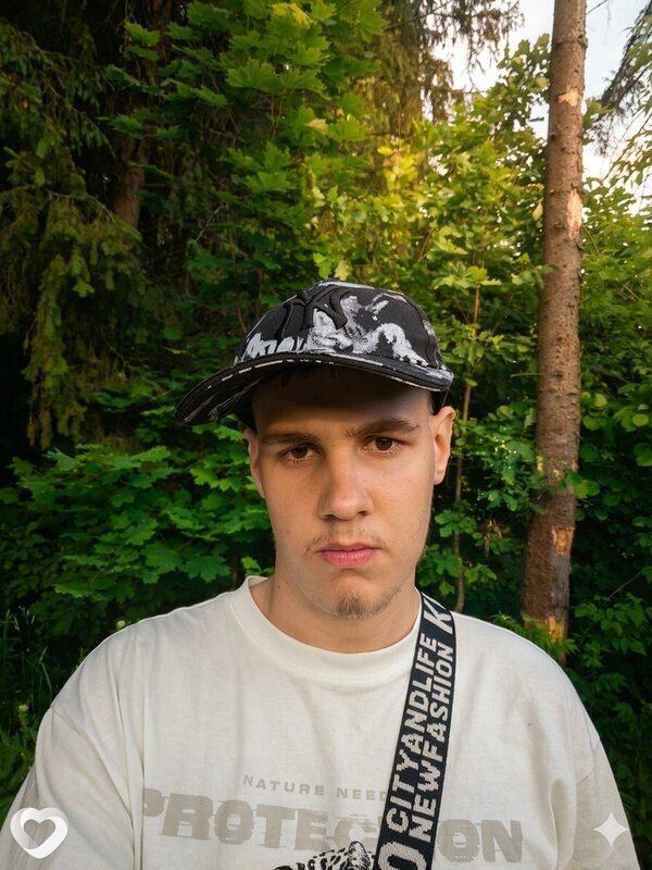 Денис, 19, Истре — анкета №4288699