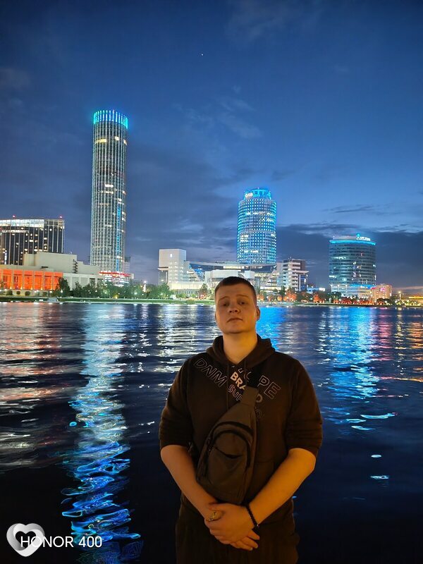 Nekit, 21, Екатеринбурге — анкета №4290417