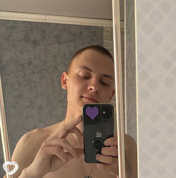 Павел, 21, Самаре — анкета №4290453