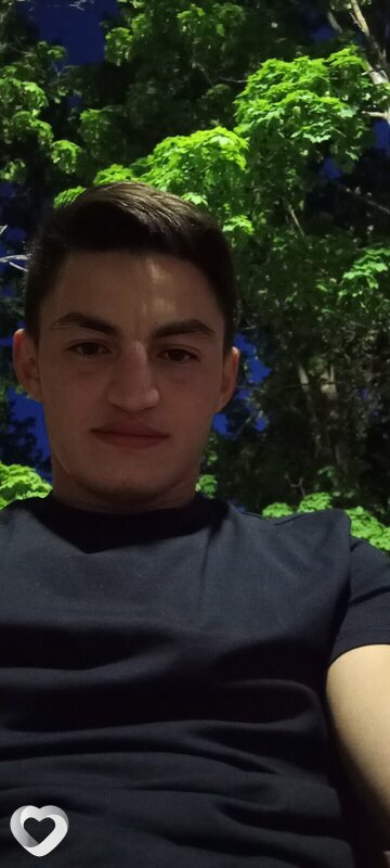 Emil, 21, Красноярске — анкета №4290595