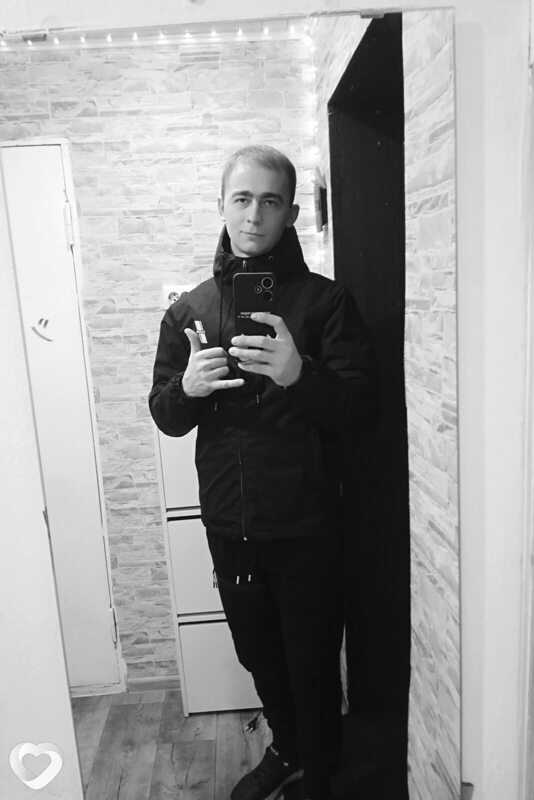 Анатолий, 28, Курчатове — анкета №4291060