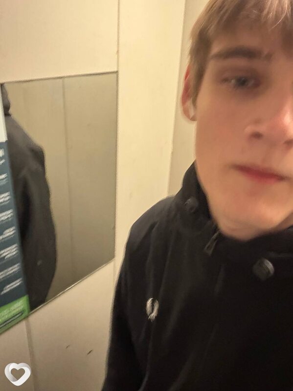 Артём, 21, Санкт-Петербурге — анкета №4291545
