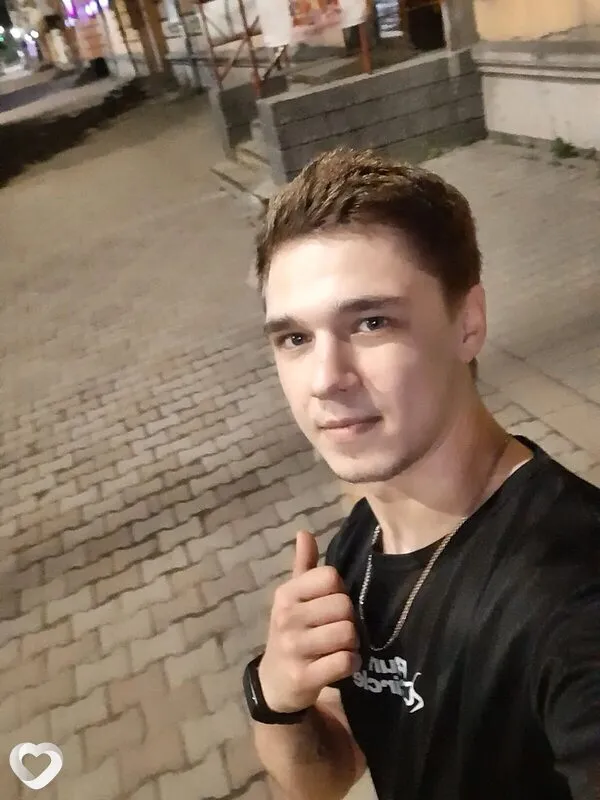 Сергей, 24, Бийске — анкета №4292067