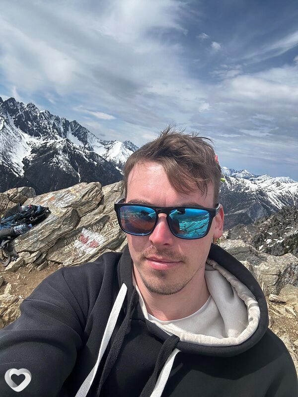 Денис, 27, Красноярске — анкета №4292075