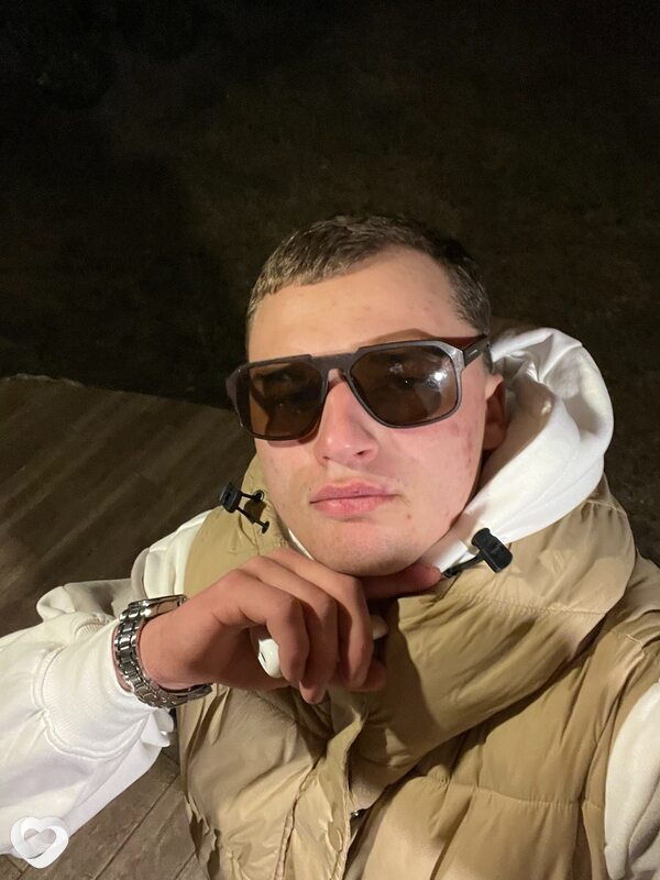 Максим, 18, Бресте — анкета №4292241