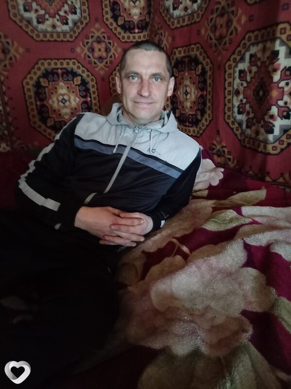 Алекс, Чаусы