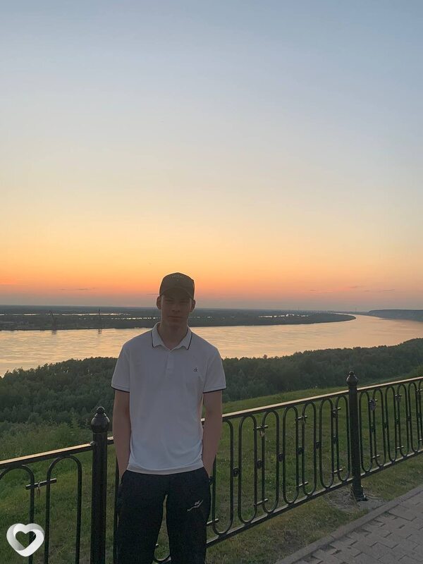 Богдан, 18, Тобольске — анкета №4293238