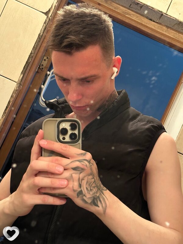 Тим, 20, Великом Новгороде — анкета №4293546