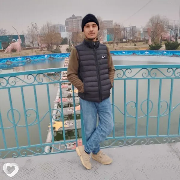 Умар, 26, Москве — анкета №4293817