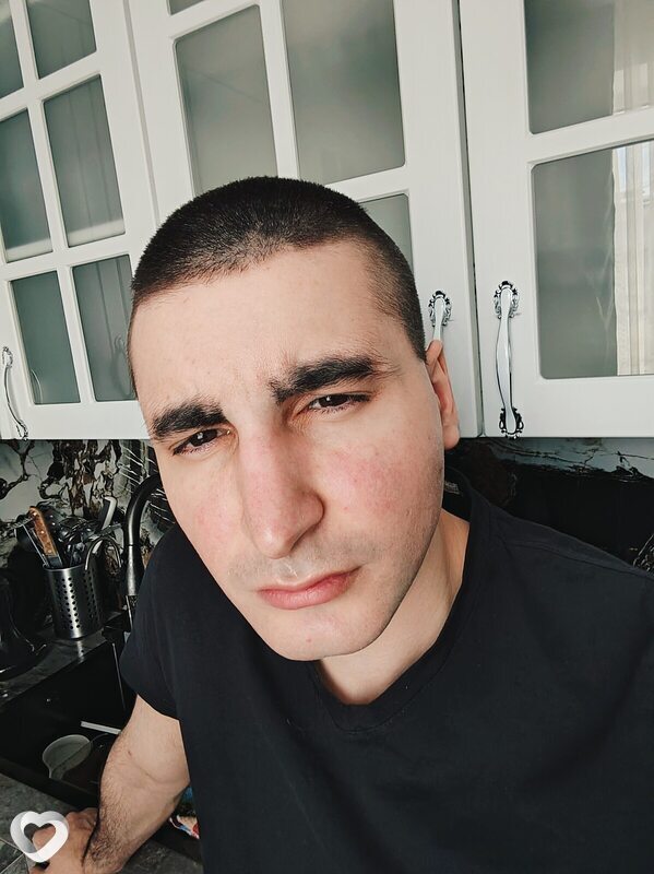 Артем, 28, Екатеринбурге — анкета №4294167