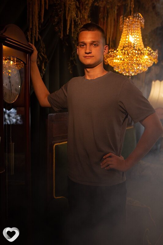 Дмитрий, 18, Запорожье — анкета №4294232