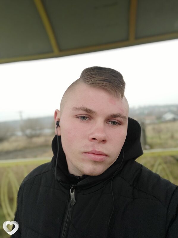 Діма, 20, Киеве — анкета №4295035