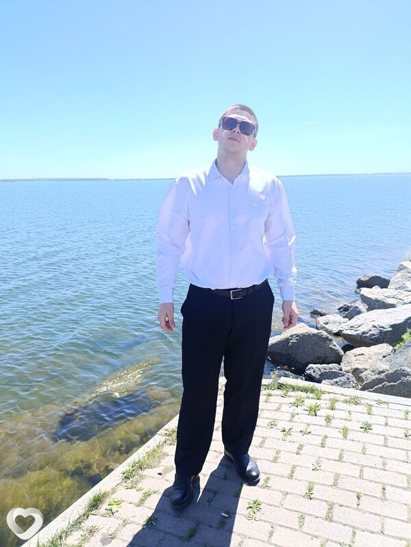 Александр, 20, Челябинске — анкета №4294881