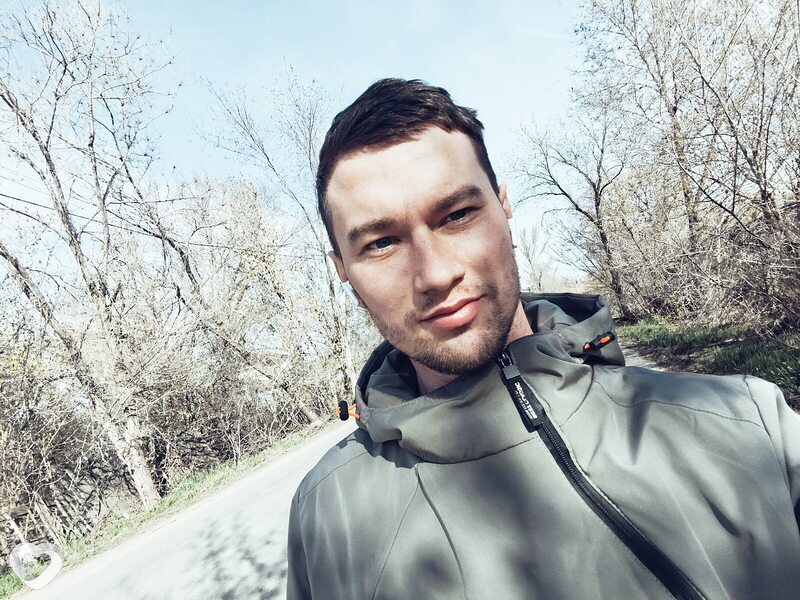 Илья, 27, Саратове — анкета №4295136