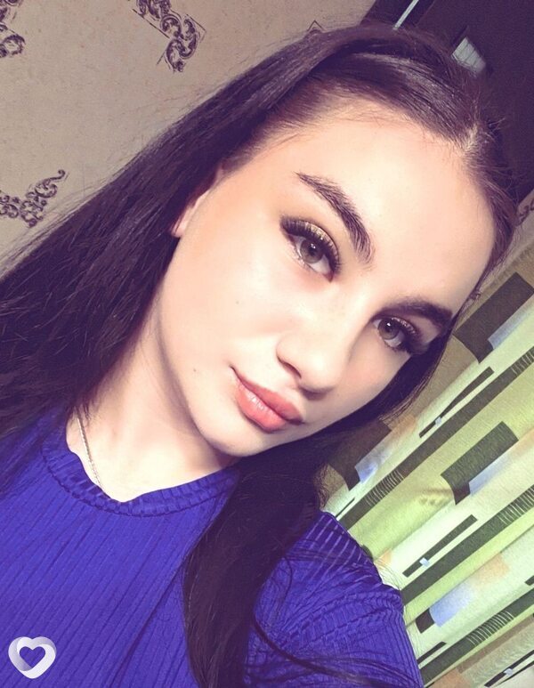 Оксана, Клин
