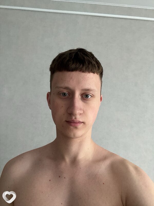 Антон, 22, Бобруйске — анкета №4295455