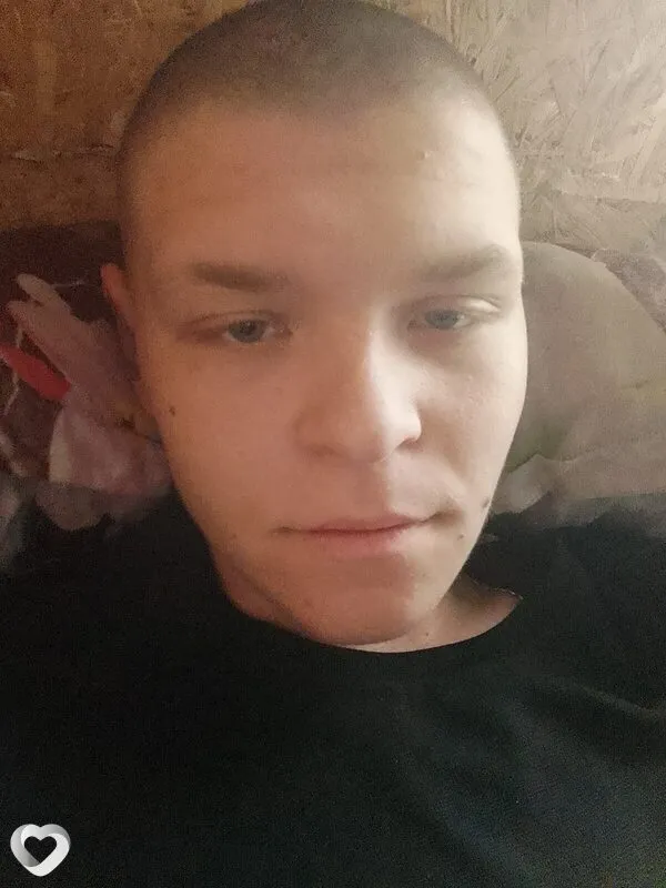 Никита, 19, Бийске — анкета №4295529