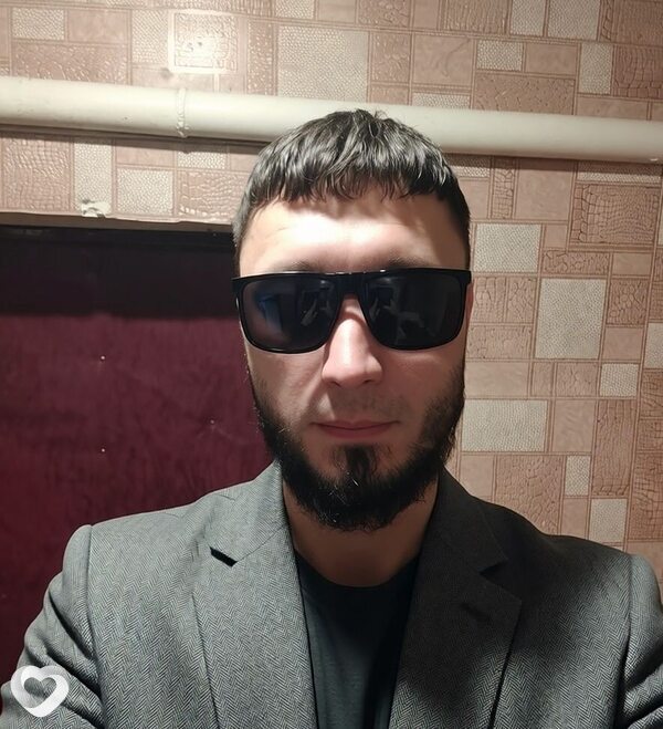 Зинур, 30, Бийске — анкета №4296274