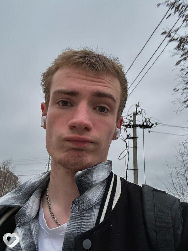 Сергей, 19, Сургуте — анкета №4296613
