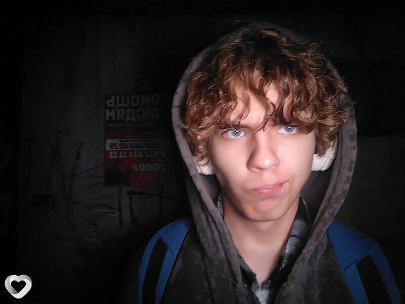 Максим, 18, Екатеринбурге — анкета №4296790