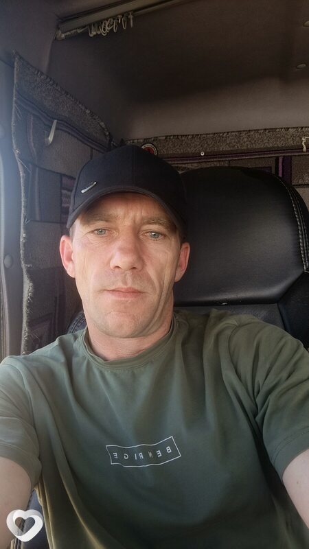 Михаил, 42, Нефтеюганске — анкета №4297096