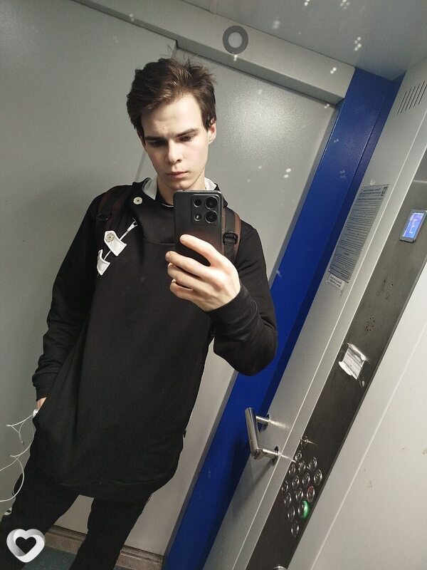Danil, 21, Лисках — анкета №4297356