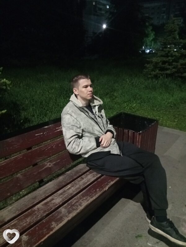 Леонид, 18, Томске — анкета №4298278