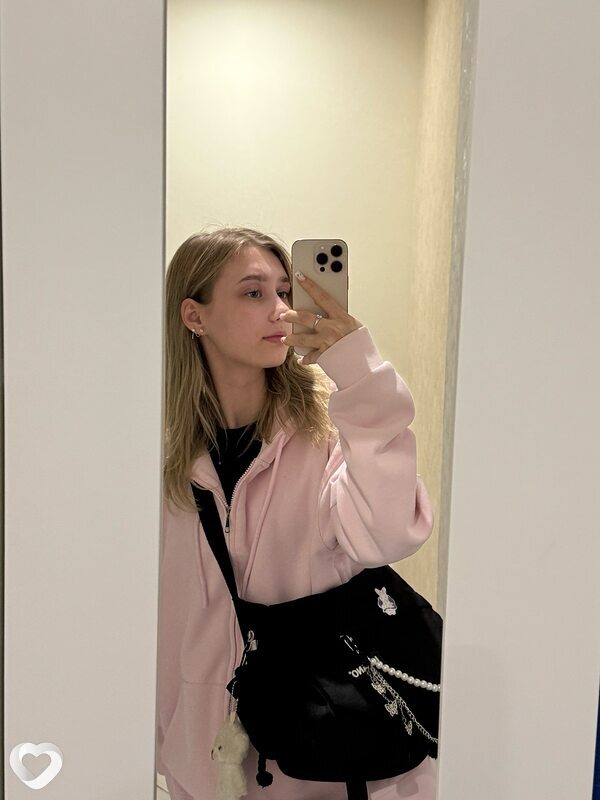 Ангелина, 19, Минске — анкета №4298445