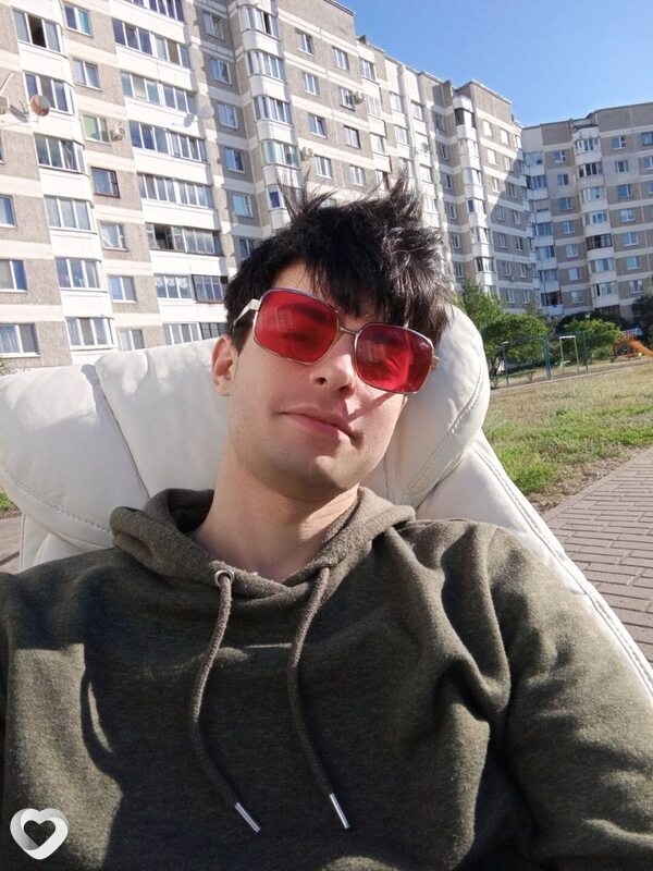 Alex, 23, Бресте — анкета №4298578