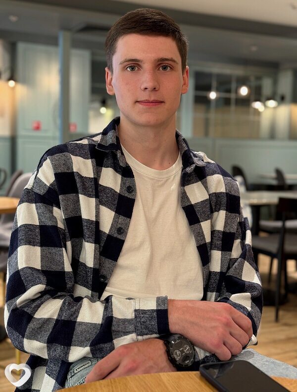 Валентин, 18, Минске — анкета №4298740