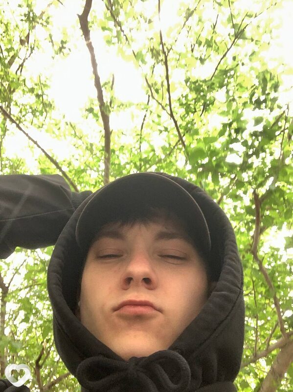 Даниил, 18, Омске — анкета №4299106