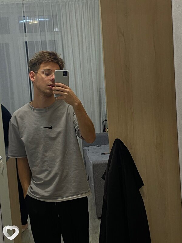 Виталик, 21, Майкопе — анкета №4299658