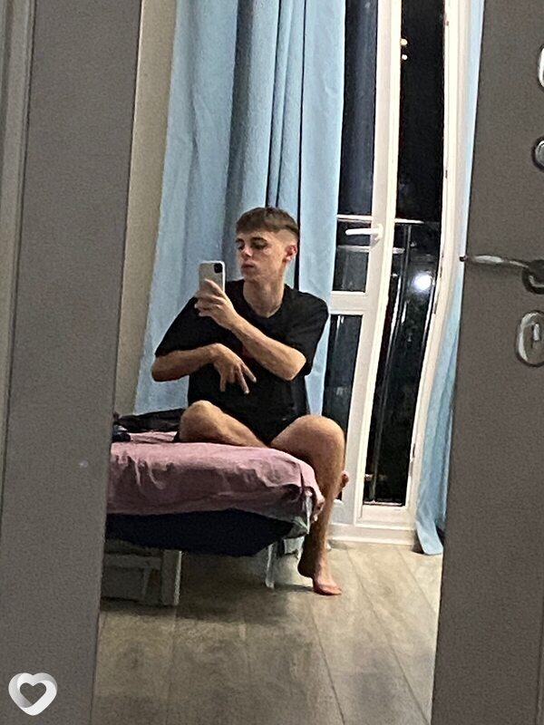Виталик, 21, Майкопе — анкета №4299565