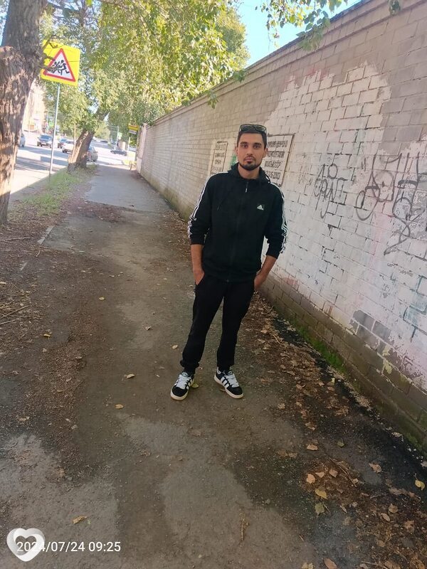 Саня, 25, Магнитогорске — анкета №4300212