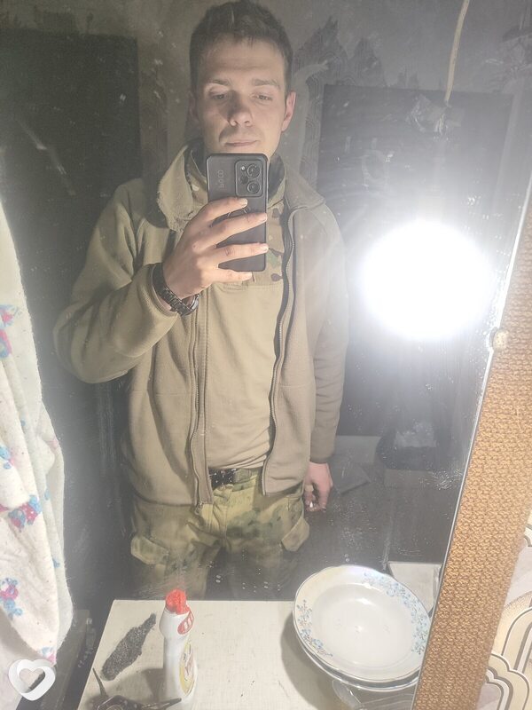 Вова, 27, Торезе — анкета №4300610