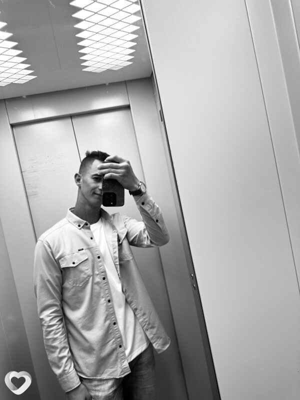 Кирилл, 22, Бийске — анкета №4301035