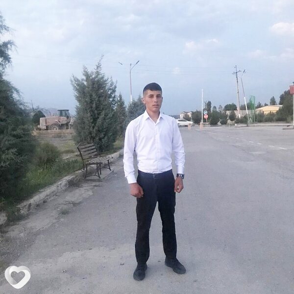 Iskandar, 20, Новосибирске — анкета №4301315