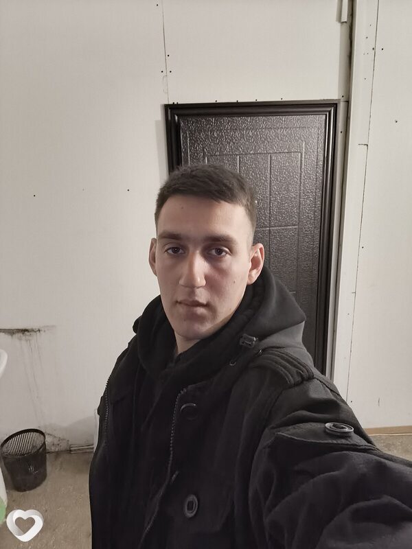Валентин, 23, Лобне — анкета №4301858