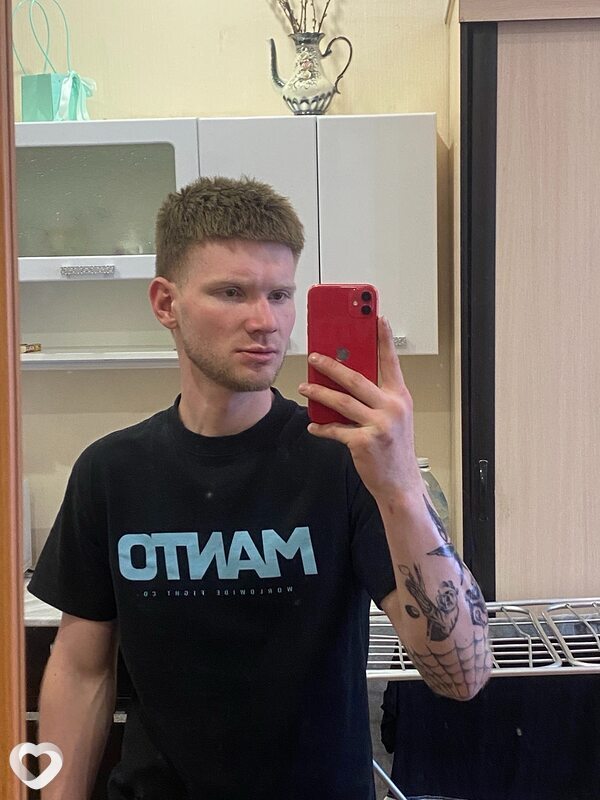 Данила, 25, Екатеринбурге — анкета №4302100