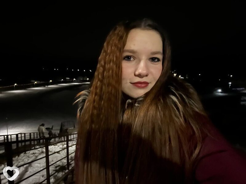 Виктория, 19, Нижнем Новгороде — анкета №4302267