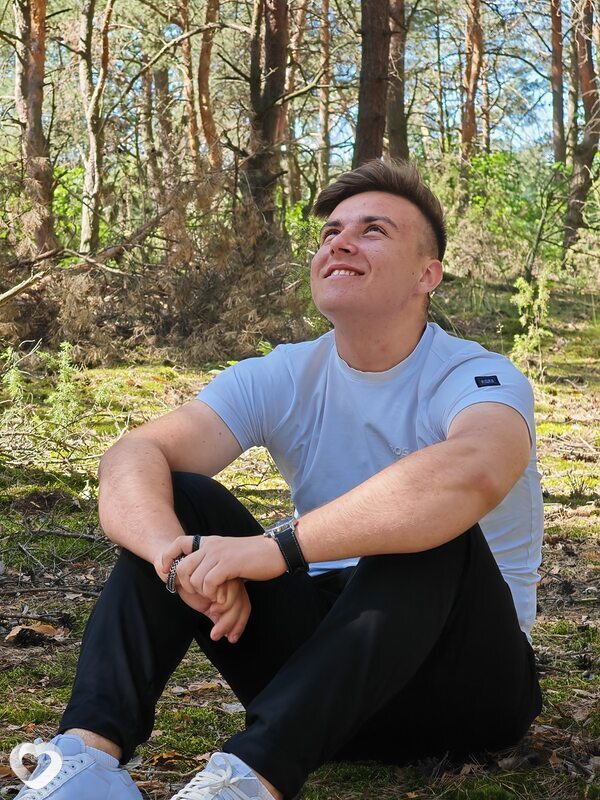 Назар, 19, Бресте — анкета №4302163