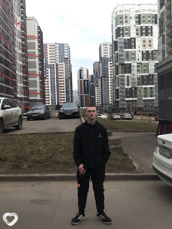 Вячеслав, 19, Санкт-Петербурге — анкета №4302491