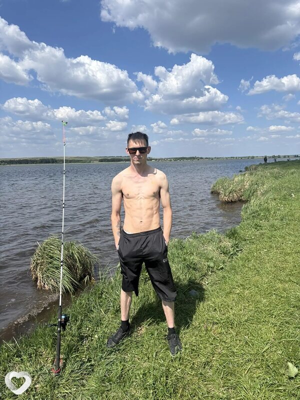 Иван, 27, Набережных Челнах — анкета №4303926