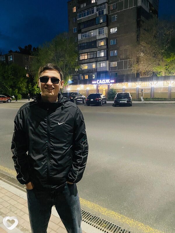 Евгений, Жанатас