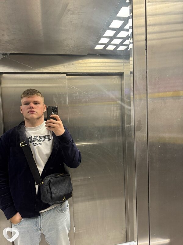 Иван, 19, Санкт-Петербурге — анкета №4303567