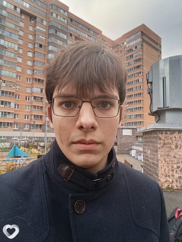 Илья, 18, Санкт-Петербурге — анкета №4303887
