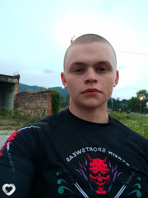 Илья, 22, Ставрополе — анкета №4304002