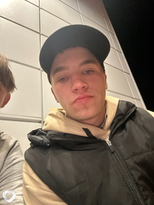 Вячеслав, 19, Бобруйске — анкета №4305100